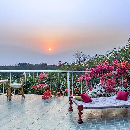 Saffronstays Sunglade, Kashid - Ocean-View Villa Near Kashid Beach Nandgaon  Exterior foto